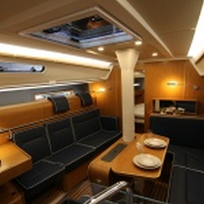 Dehler42inuti